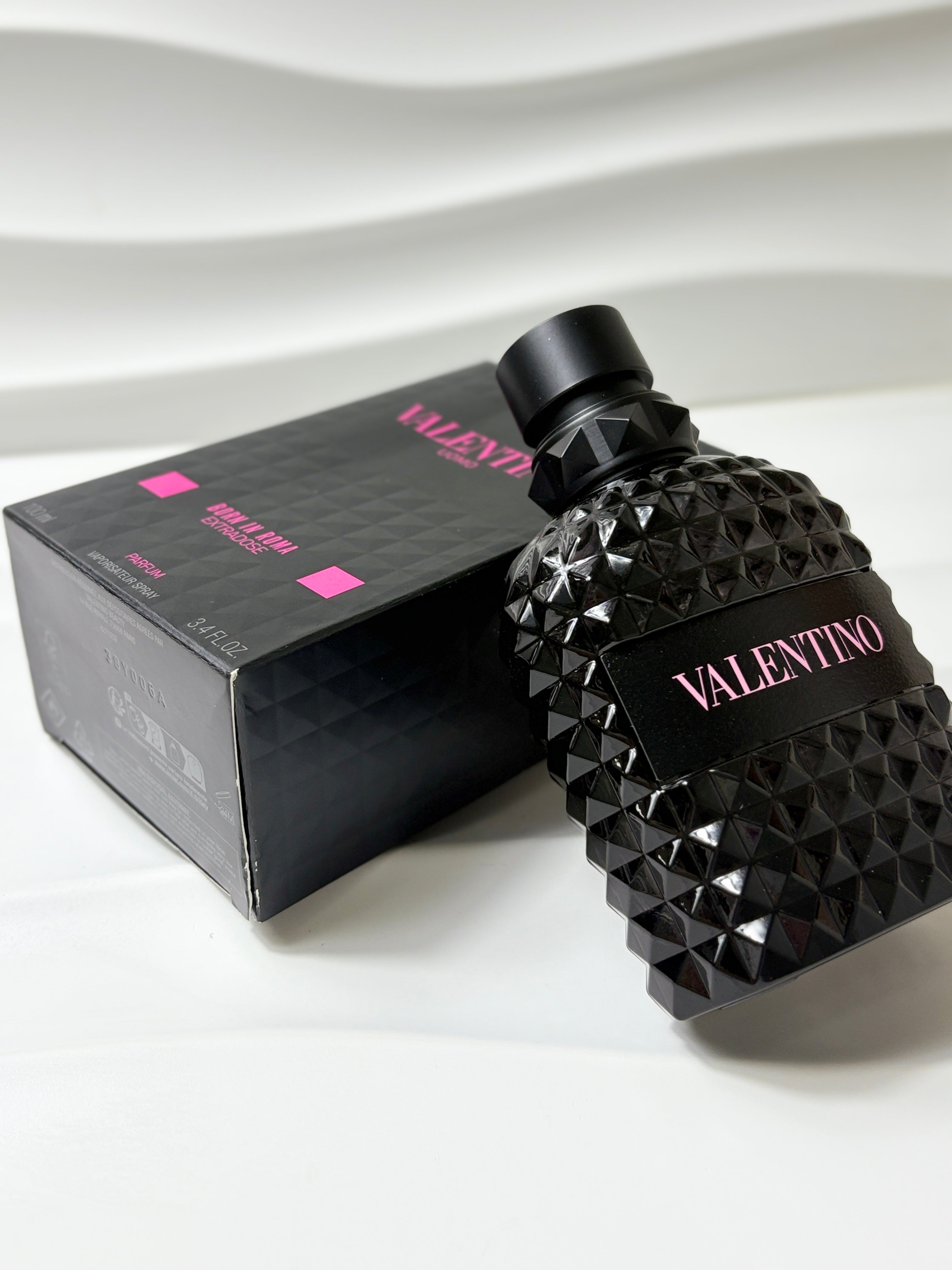 VALENTINO BORN IN ROMA "EXTRADOSE"