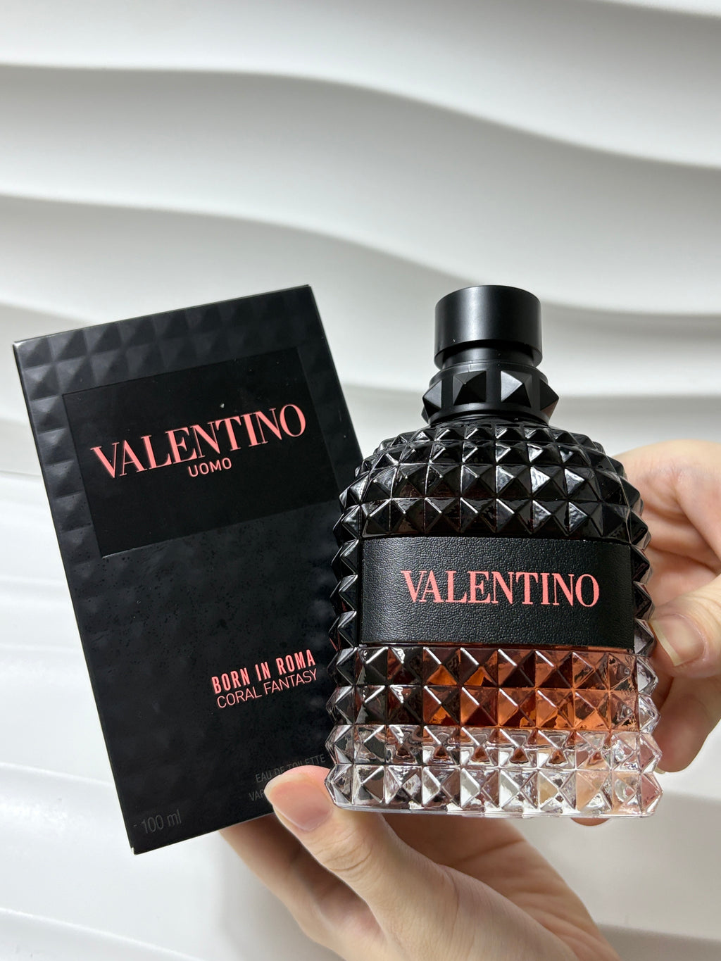 VALENTINO BORN IN ROMA "CORAL FANTASY"